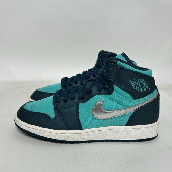 Nike Shoes Air Jordan 1 Retro High GG “Hyper Jade” 2024 - Picture 6 of 8